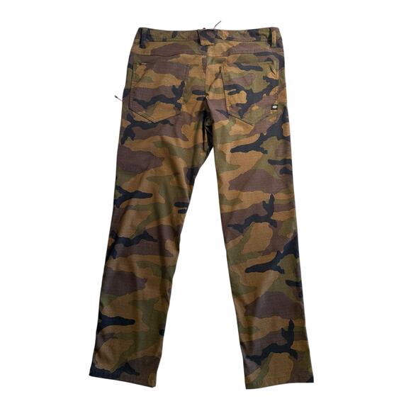 *SOLD* 686 Everywhere Collection Men’s Slim Fit Camo Pants 32X32 Utility Outdoor - Picture 7 of 10